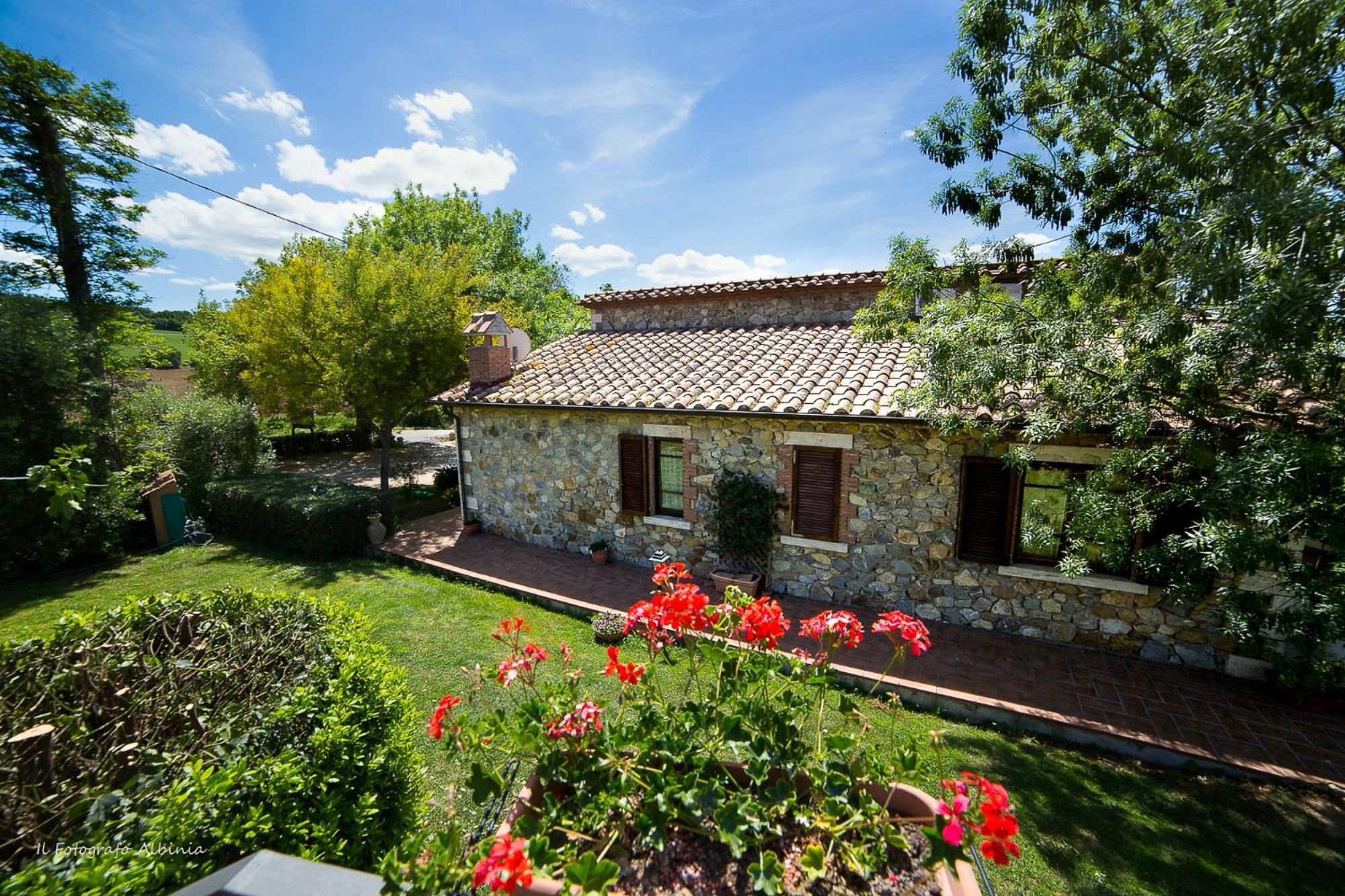 Agriturismo La Valle Degli Ulivi Semproniano Bagian luar foto
