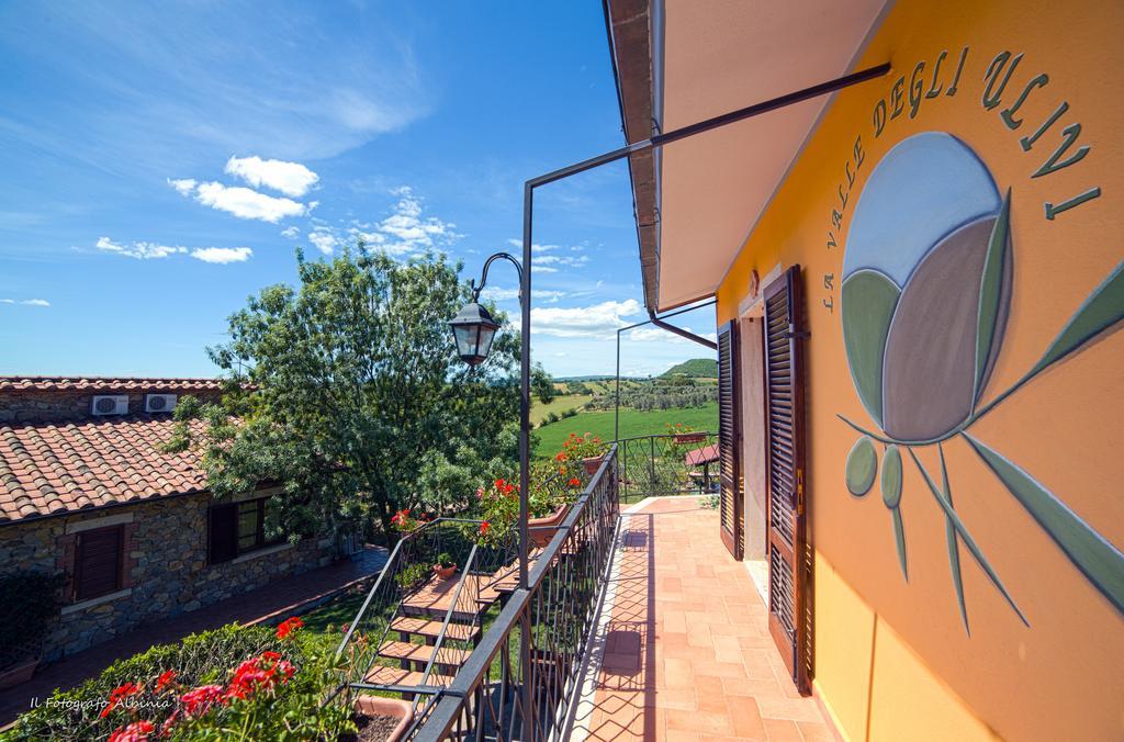 Agriturismo La Valle Degli Ulivi Semproniano Bagian luar foto