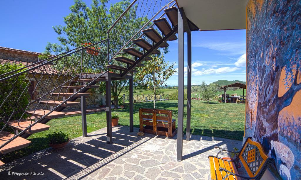Agriturismo La Valle Degli Ulivi Semproniano Bagian luar foto