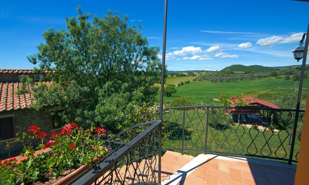 Agriturismo La Valle Degli Ulivi Semproniano Bagian luar foto